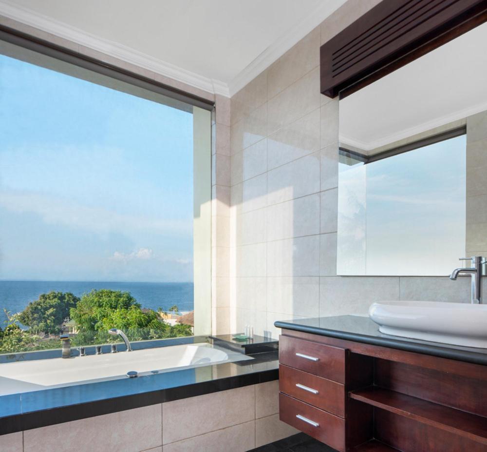 Blue Point Resort And Spa อูลูวาตู ภายนอก รูปภาพ